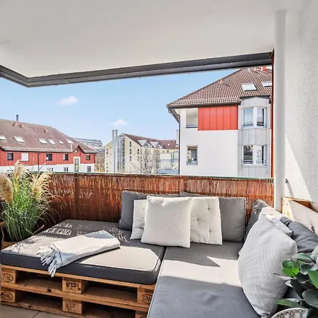 Traber 1 Sz Balkon Parkplatz & Sehr Ruhig Appartement