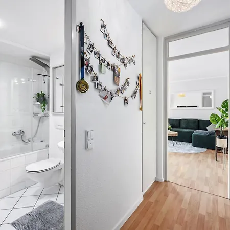 Traber 1 Sz Balkon Parkplatz & Sehr Ruhig Appartement Leipzig