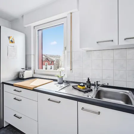 Traber 1 Sz Balkon Parkplatz & Sehr Ruhig * Leipzig